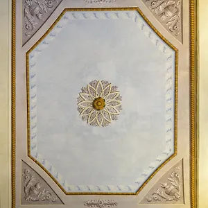 https://la-chiocarella.it-tuscanyhotel.com