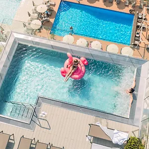 https://hotel-victoria-frontemare.hotelinveneto.com